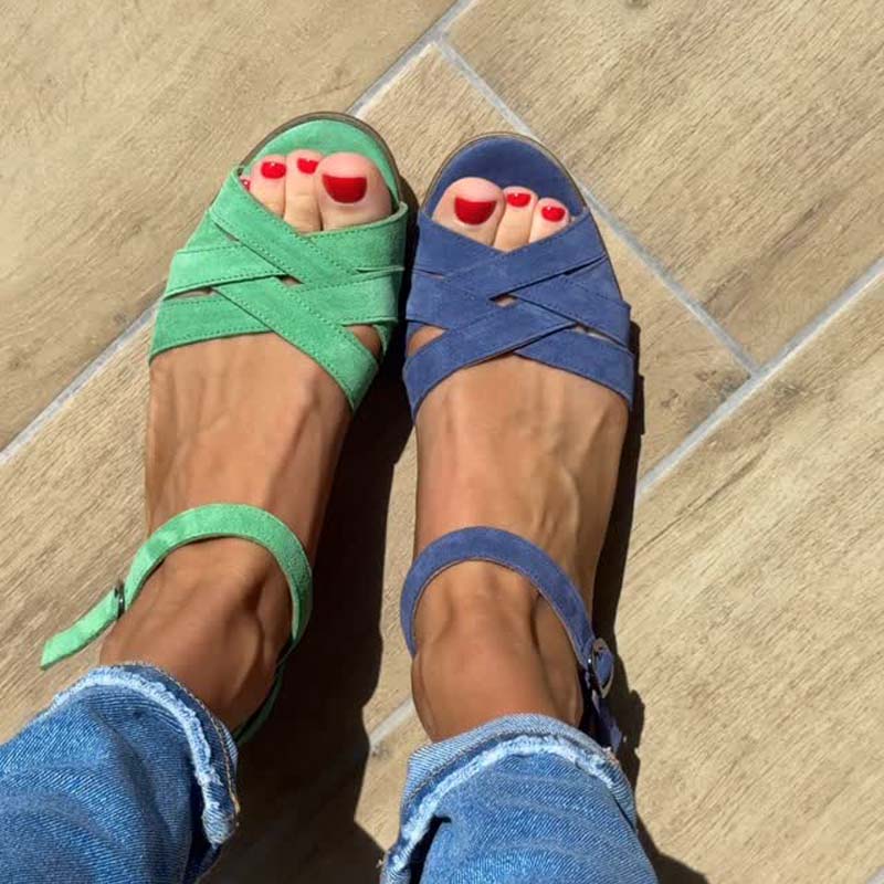 DELPHINE | Sandalen mit Schnalle und Cut-Outs