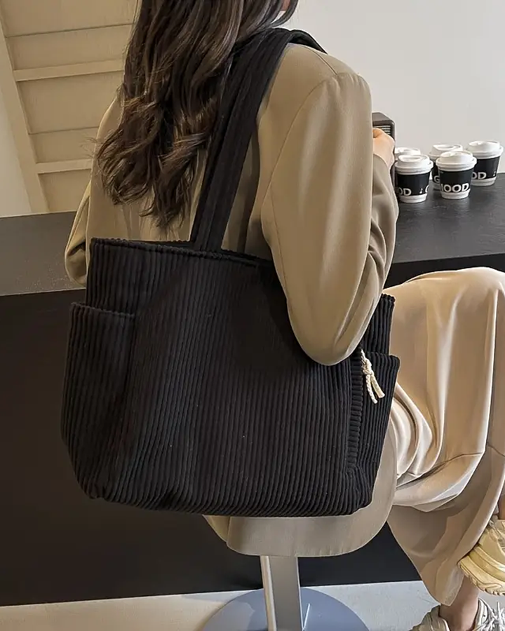 Liva™ | Gerippte Schultertasche mit Kordeldetail