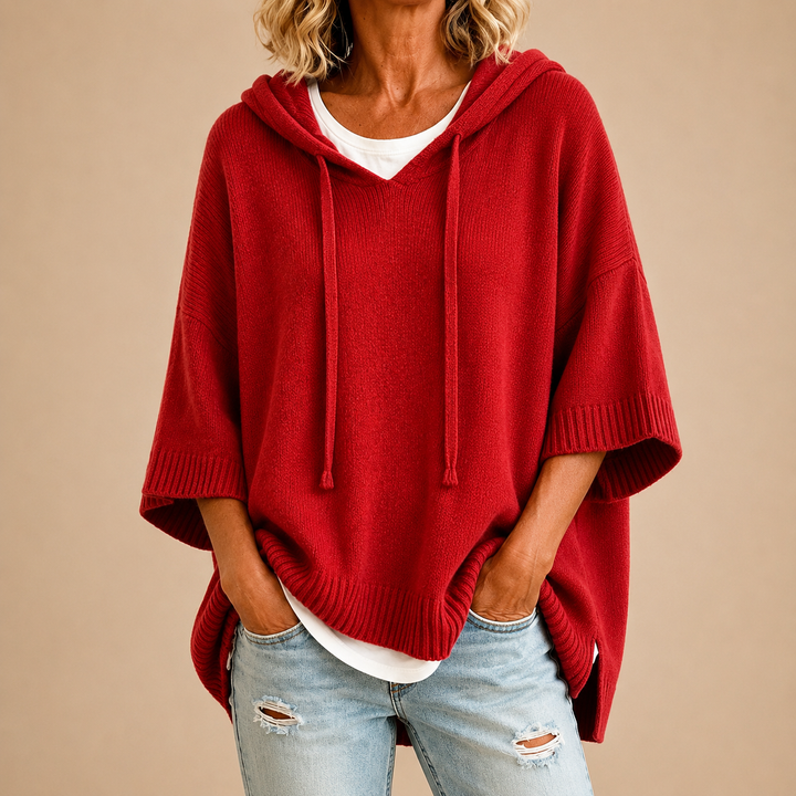 Annabel | Strickponcho mit Kapuze und Dreiviertelärmeln