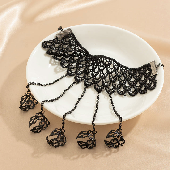 Seraphine Spitzen-Handkette