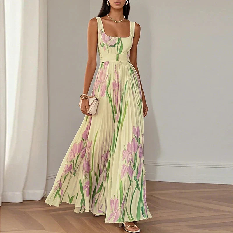 LYRA | Elegantes Blumenkleid Maxi mit schmeichelhaftem Falten-Silhouette