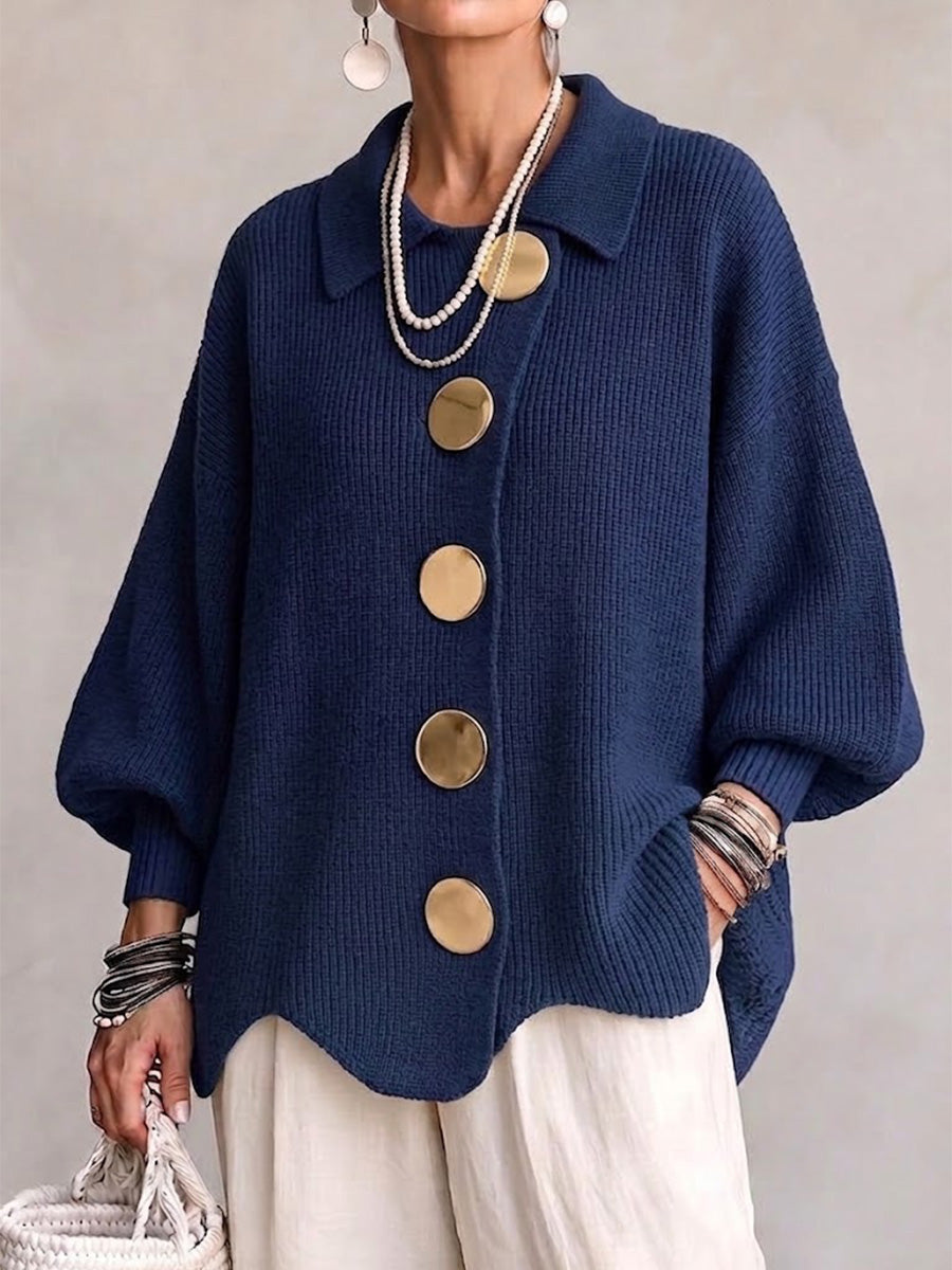 Iolanthe | Strickjacke mit Kragen und Metallknöpfen